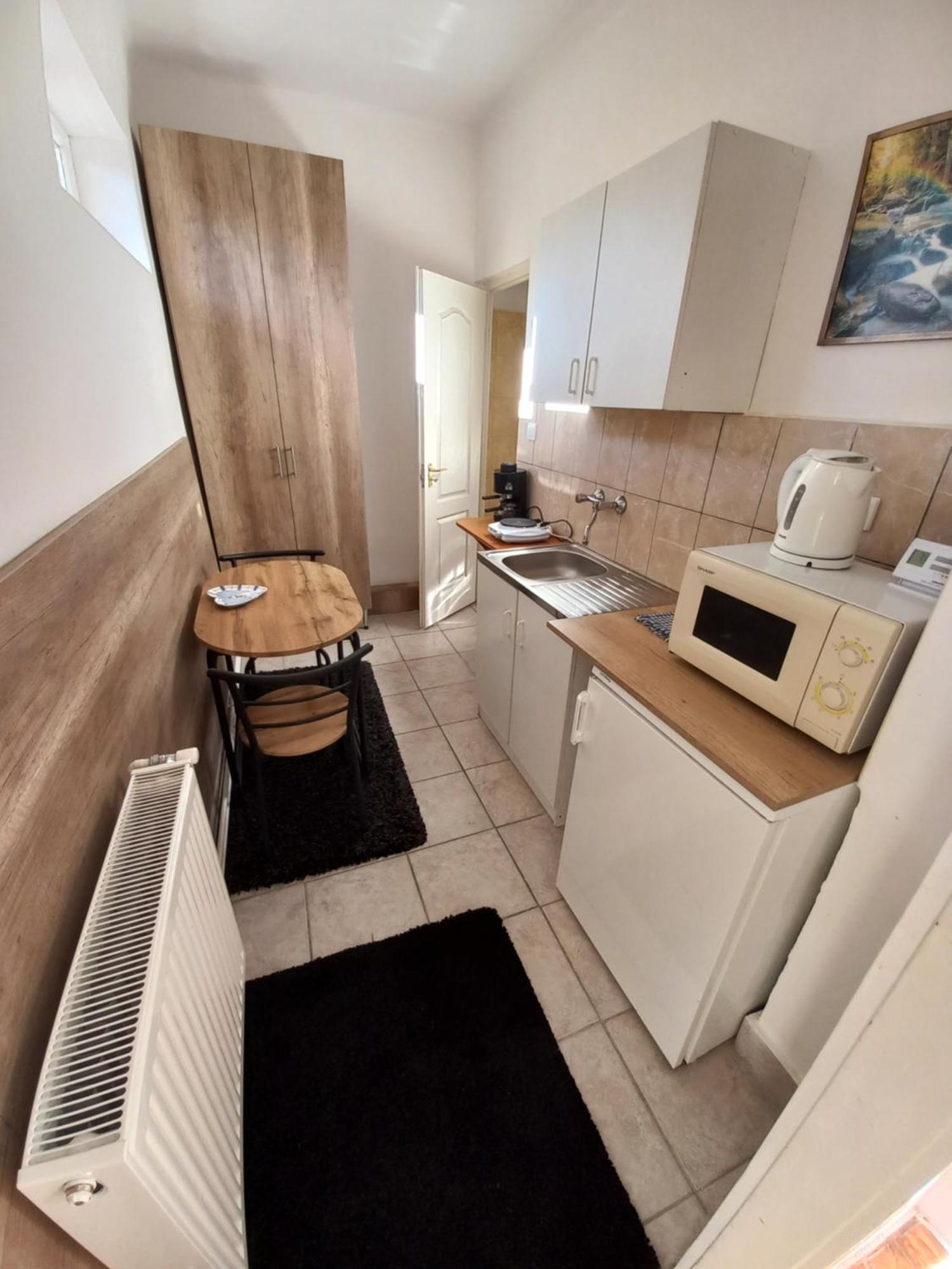 Aquatherma Apartman Шарошпатак Экстерьер фото